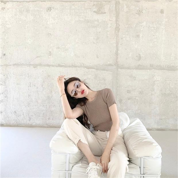 Basic knit oneck import - Thejanclothes