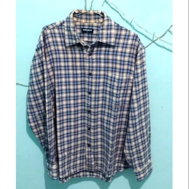 Kemeja Second UNIQLO