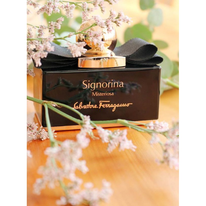 SIGNORINA MISTERIOSA