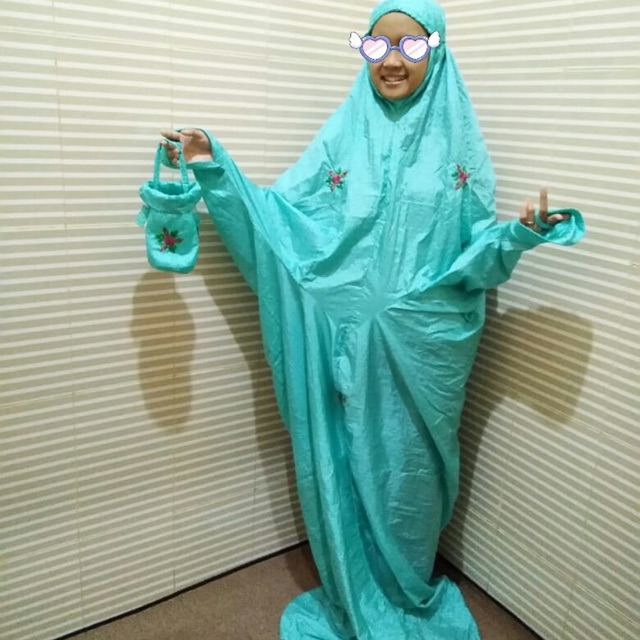 Mukena Parasut Travelling (terusan)