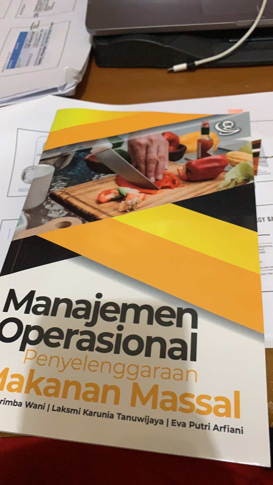 Buku Original Manajemen Operasional Penyelenggaraan Makanan Massal Shopee Indonesia