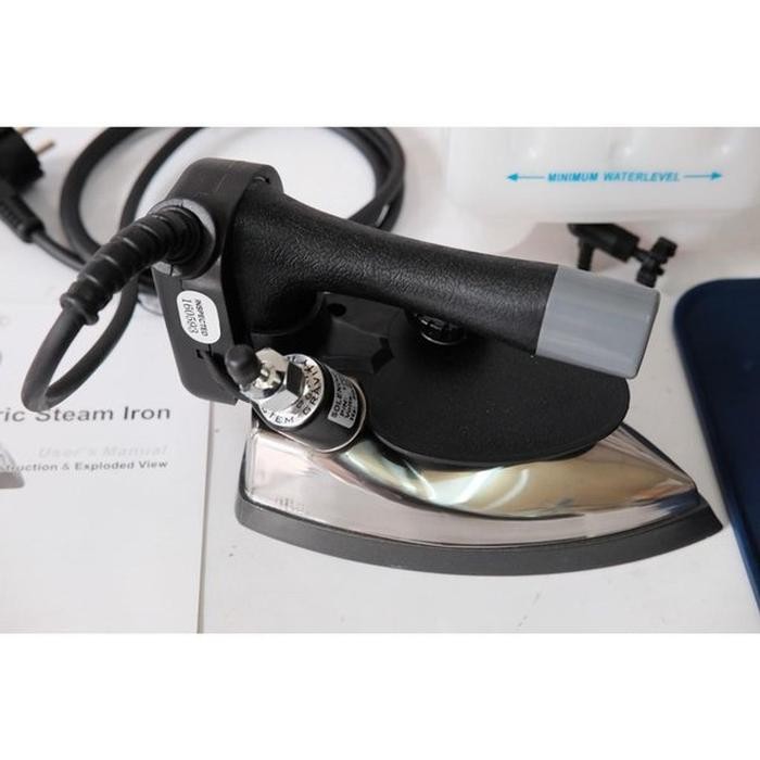 Setrika/Gosokan Uap Silverstar ES300