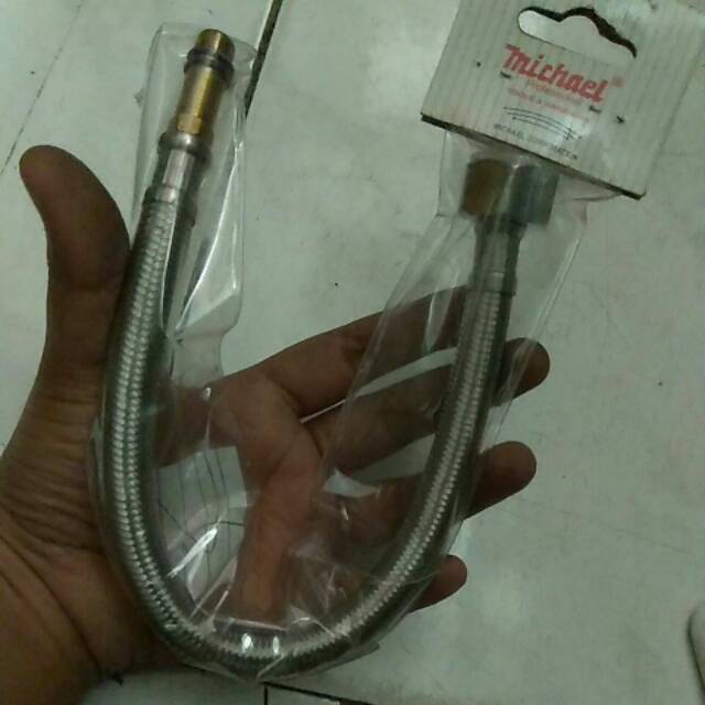 Selang air panas selang flexsible selang air anyaman selang shower michael 30 cm drat dalam colokan