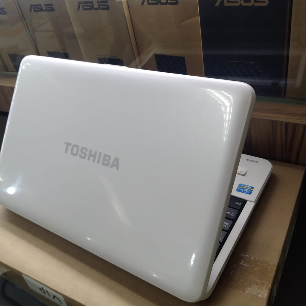 Laptop Leptop Seken Bekas Second Toshiba satelite c850 core i3 ram 4gb HDD 320gb 15 inc