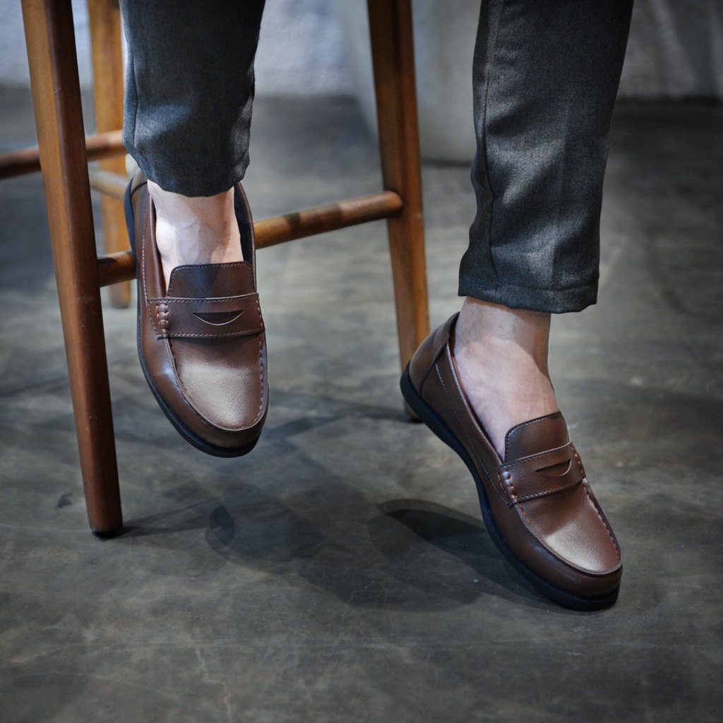 SepatuFormal Pantofel pria Resmi Formal Hitam Brown Casual Kantor Kuliah Kondangan Gereja Kerja PNS Guru CB7006