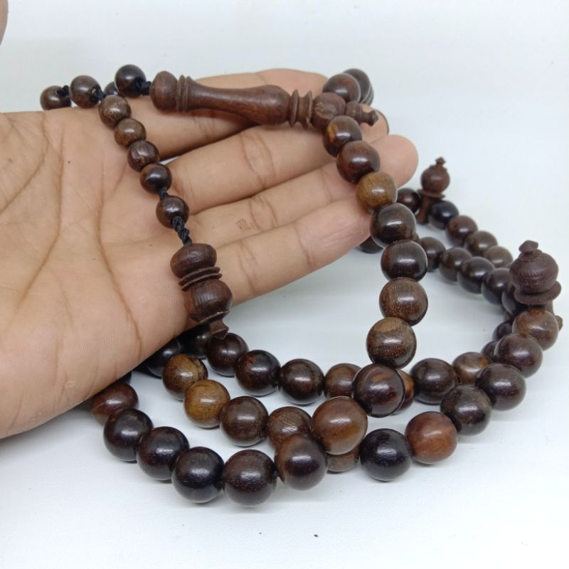 tasbih kayu gaharu 12mm tasbih gaharu wangi tasbih kayu gaharu asli