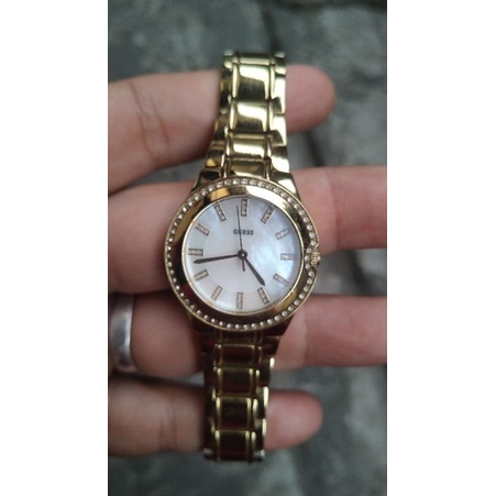 jam tangan guess gold second bekas original cantik simpel