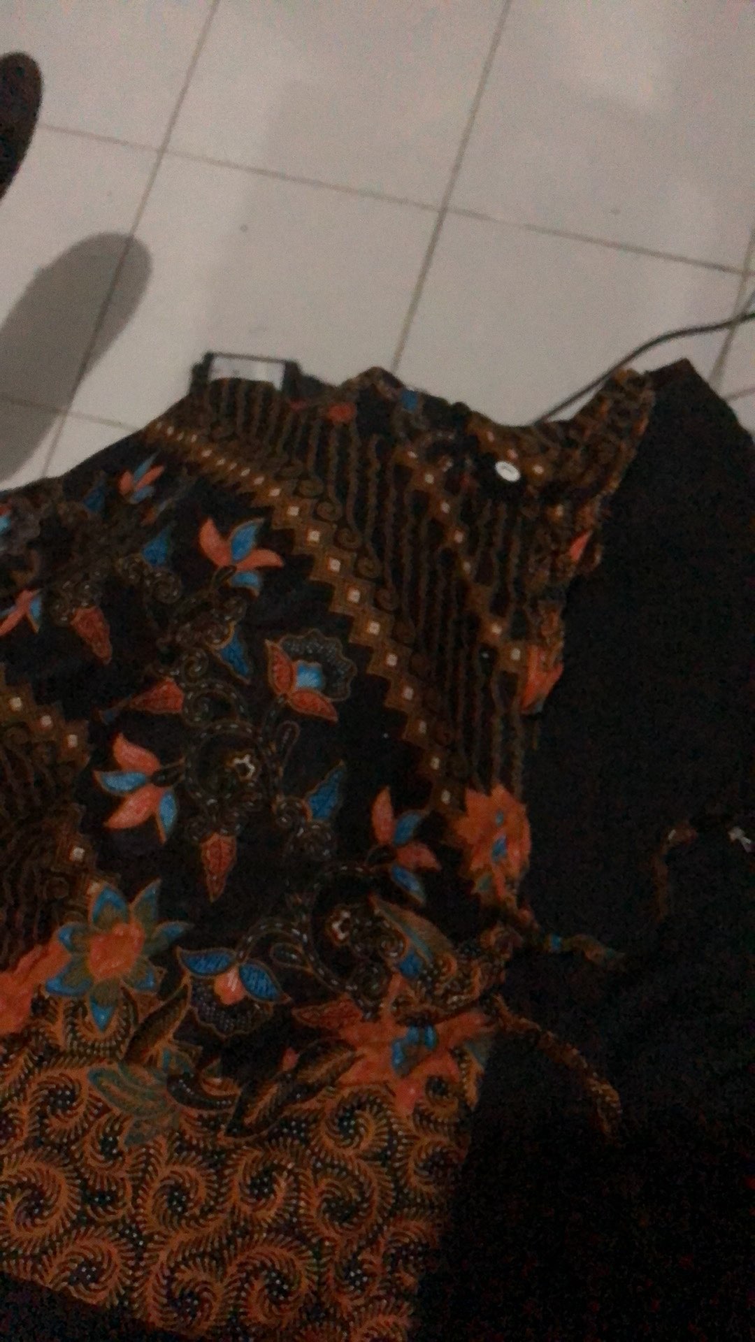 Atasan Batik Dolby Dolbi Dobby Doby Tenun Sutra Tulis Halus Katun Atbm Baron ,sarombit Atasan