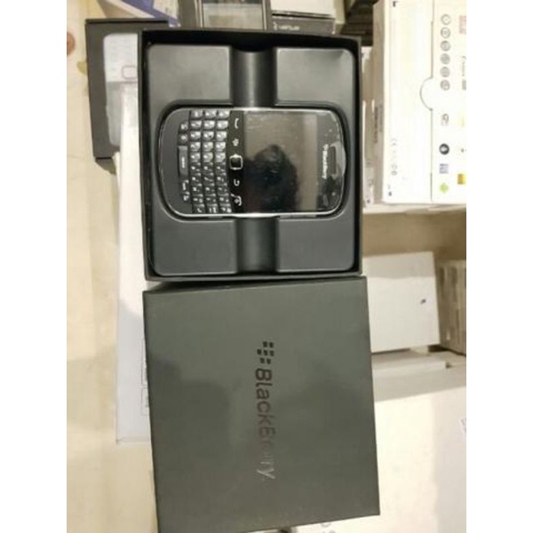 BLACKBERRY DAKOTA 9900 Second