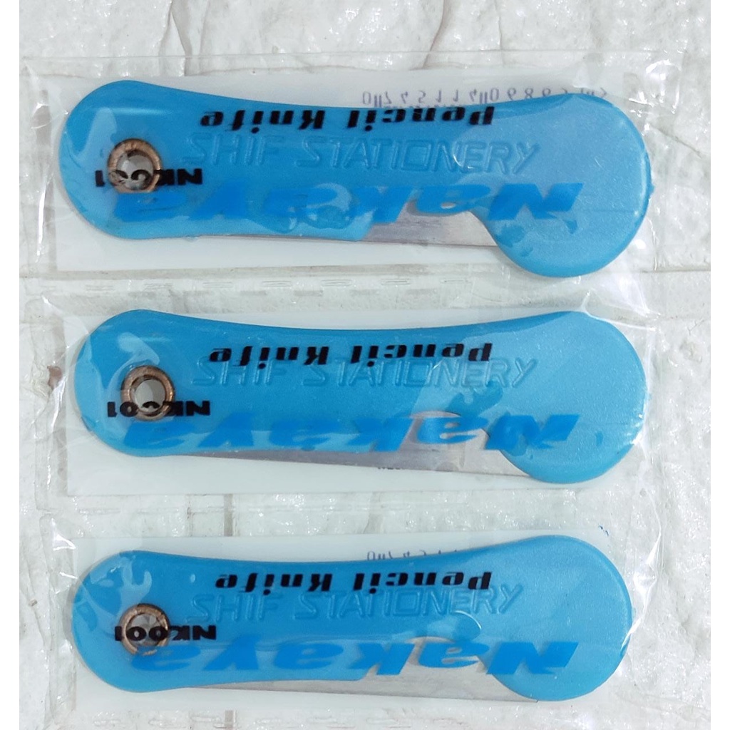 

CUTTER LIPAT PER 1PCS/CUTTER KECIL TERMURAH DAN TERLARIS