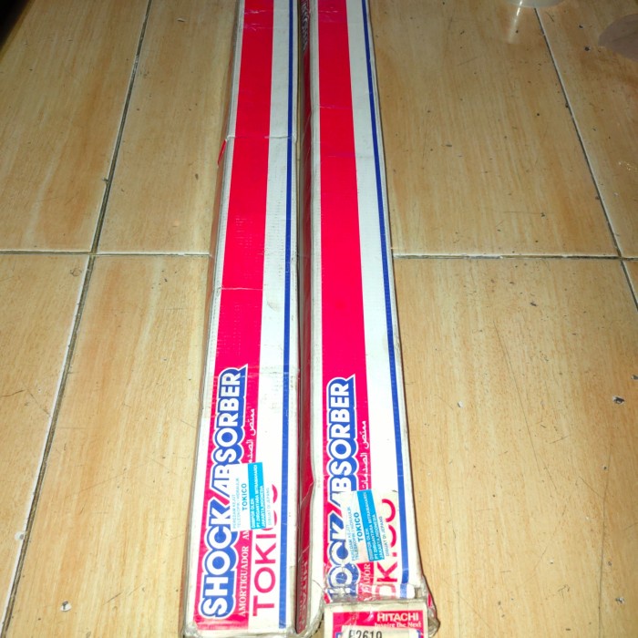 Tokico Genuine Parts Shockbreaker belakang Mazda E2000 S08328700