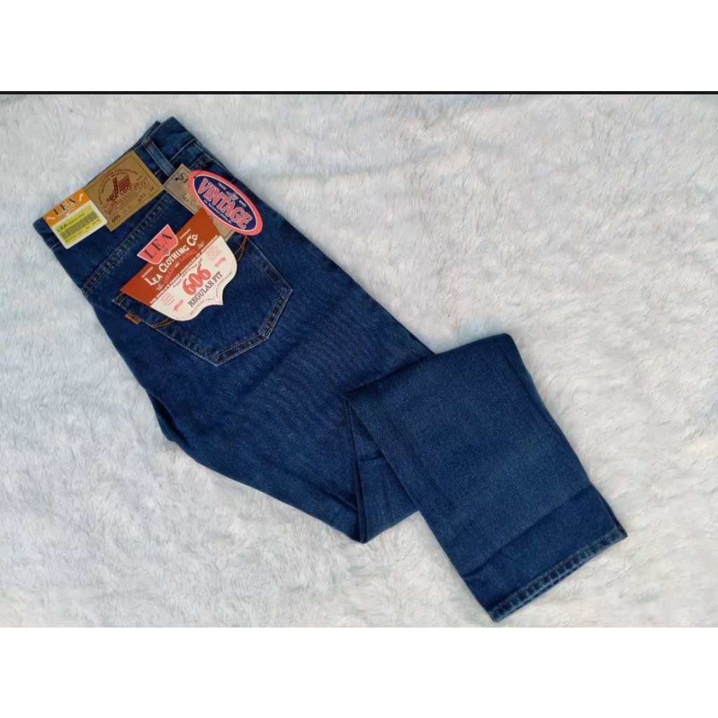 promo celana jeans pria standart / celana jeans lea original ukuran 28-38 warna hitam pekat