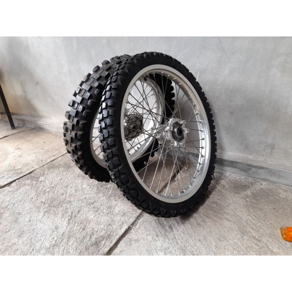 Roda Set Ban Set Velg Set Spek Trabas CRF Ori Copotan Motor