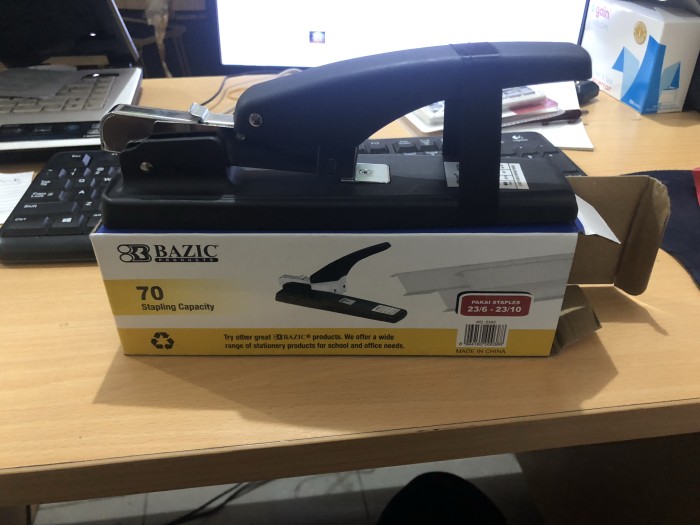 

HEAVY DUTY STAPLER BC70 BAZIC