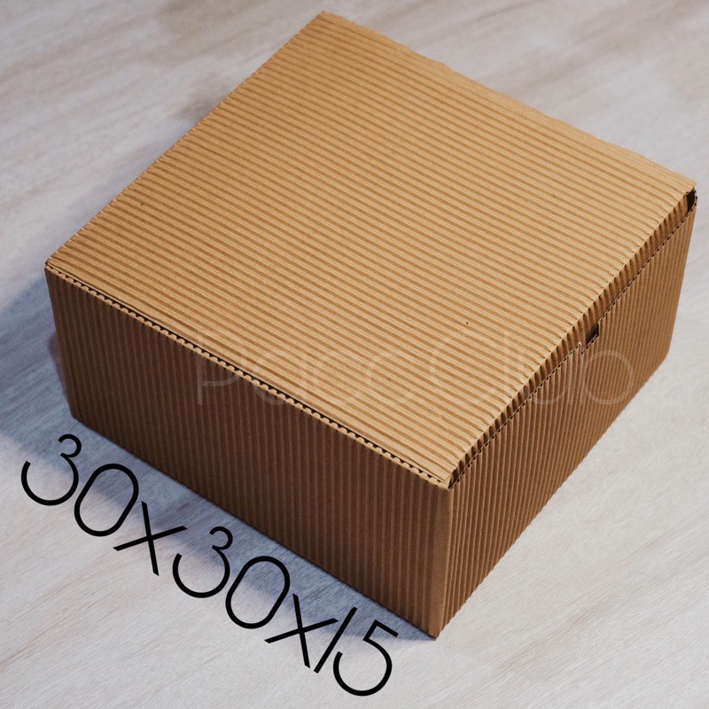 

Kotak Packaging BFLUTE Gift Box Kardus Hampers 30x30x15-BOX ONLY