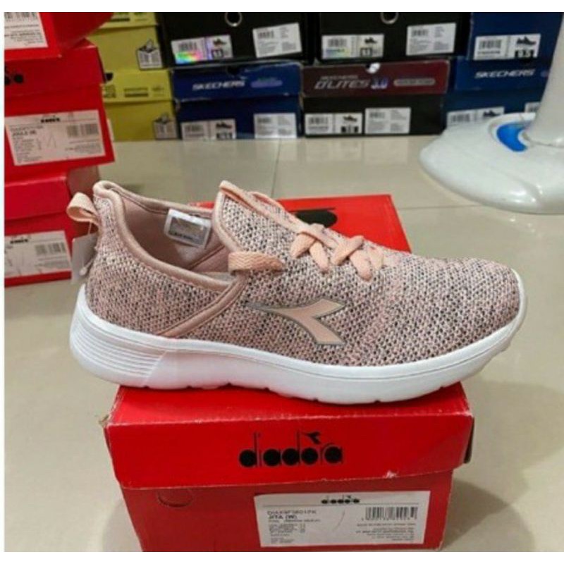 DIADORA JITA PINK BY SPORT STATION ORIGINAL