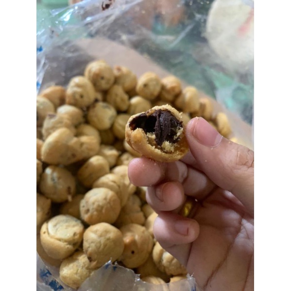 

soes kering coklat soes coklat soes isi vanila