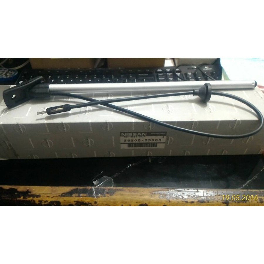 ANTENNA NISSAN TERRANO