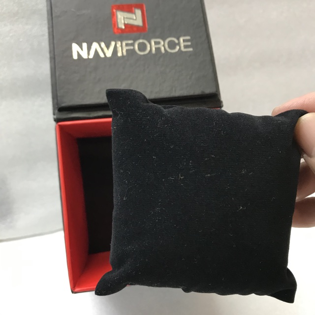 KOTAK/BOX JAM TANGAN NAVIFORCE BLACK RED