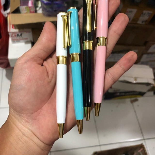 

Ballpoint pulpen metal pastel