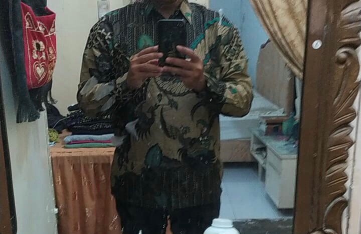 Kemeja Batik Prabu Exclusive Bahan Katun Timbul Baturaden Reguler Fit A176