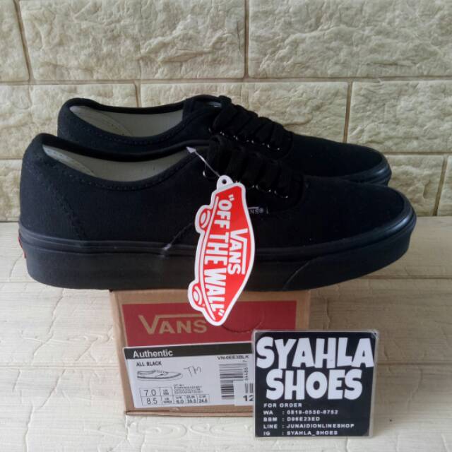 sepatu vans black