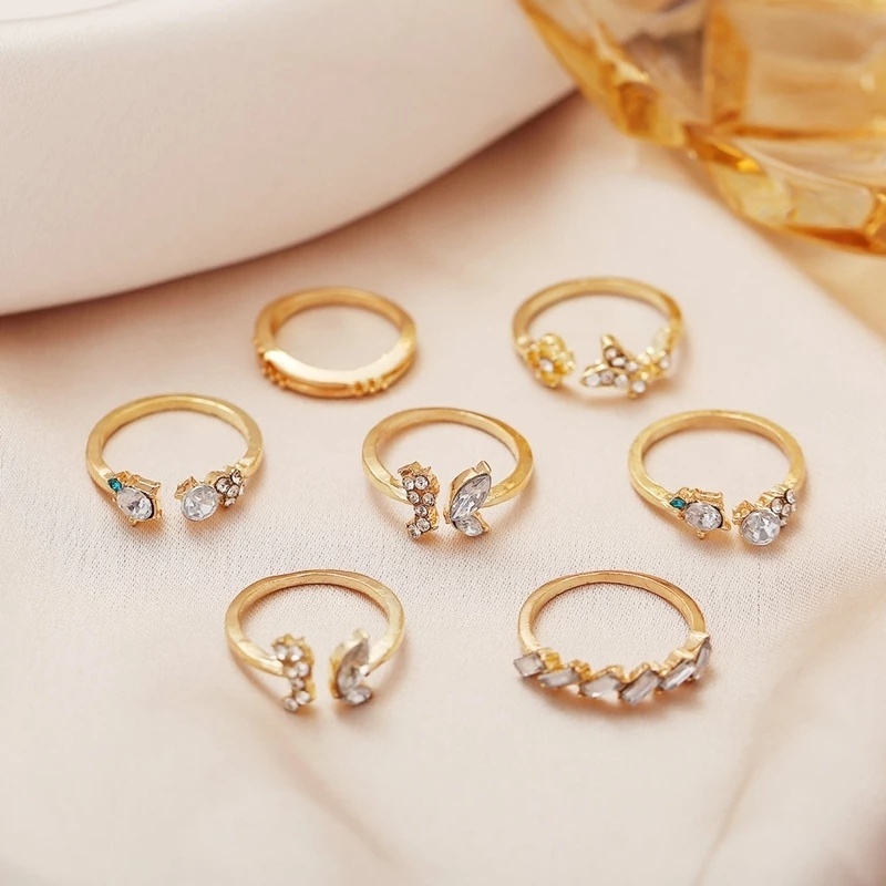 7 Pcs / Set Cincin Desain Bunga Kupu-Kupu Geometris Hollow Aksen Kristal Gaya Vintage Bohemia Untuk Wanita