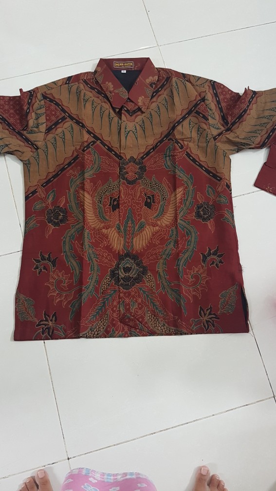 Batik Pria Maroon Lapis Furing Lengan Panjang Pendek Batik Solo