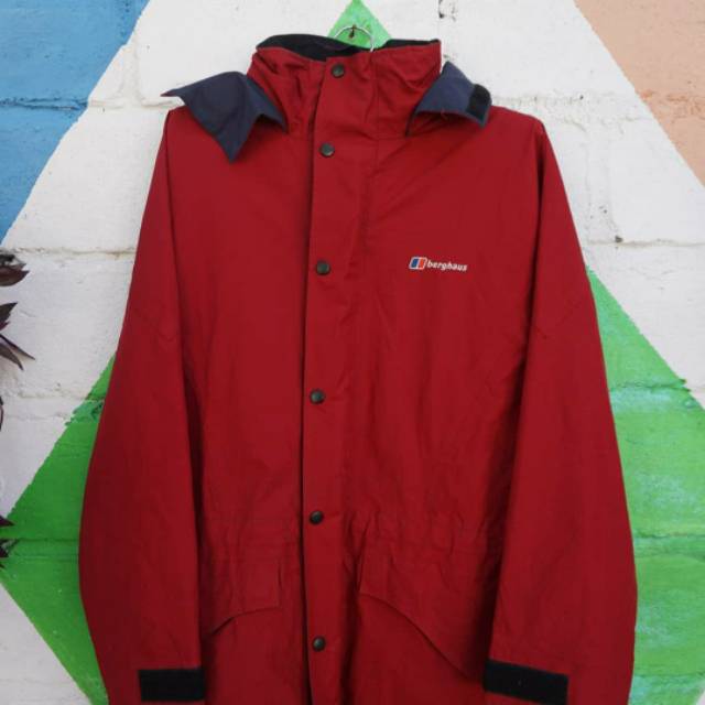 Jaket second Berghaus