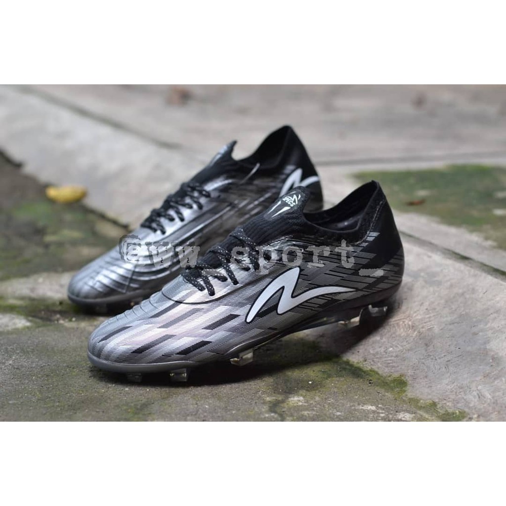 Specs Accelerator Lightspeed 2.0 FG Elite Black Silver