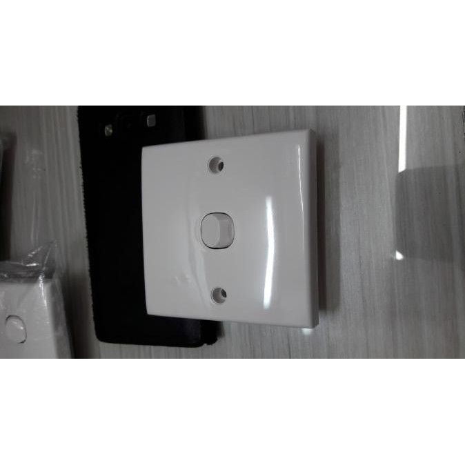 Wow Saklar Single Type E 31 1 Arah " Clipsal " Berkualitas