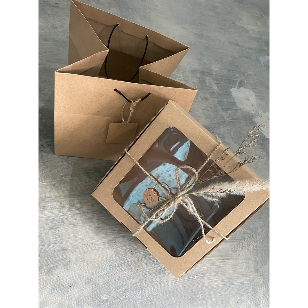BOX MIKA 25x25x7 cm kardus die cut, untuk kue hampers gift box MIKA MIKA-2