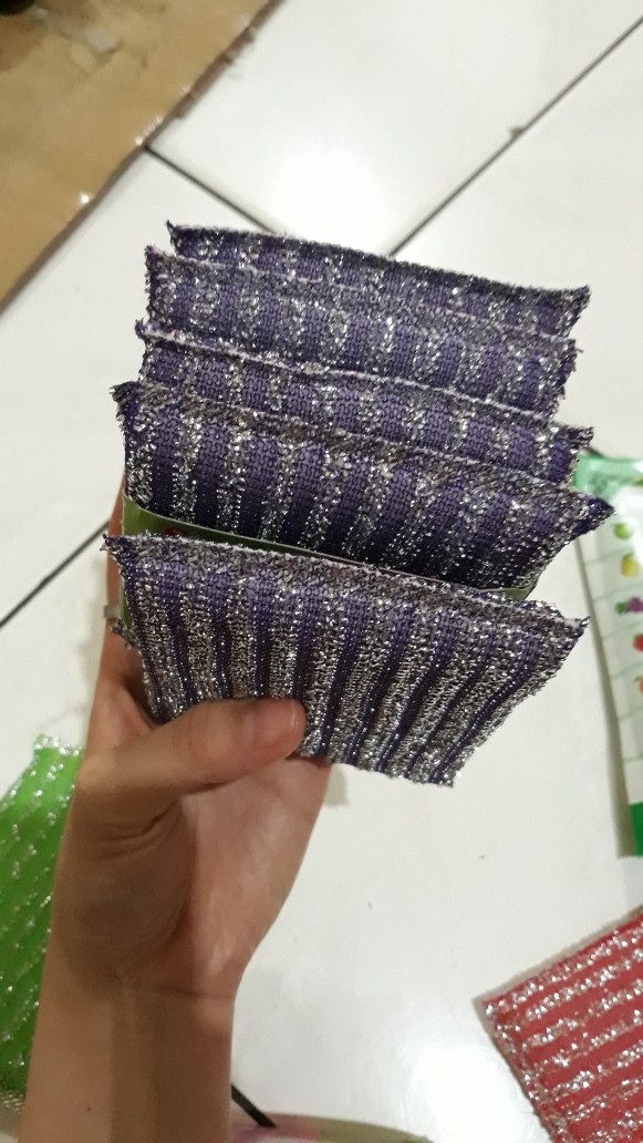 Spon Cuci Piring/ Busa Cuci Piring Metalik