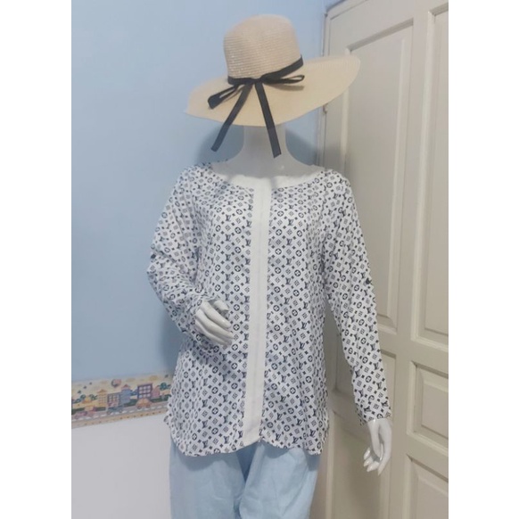 Baju Atasan White LV