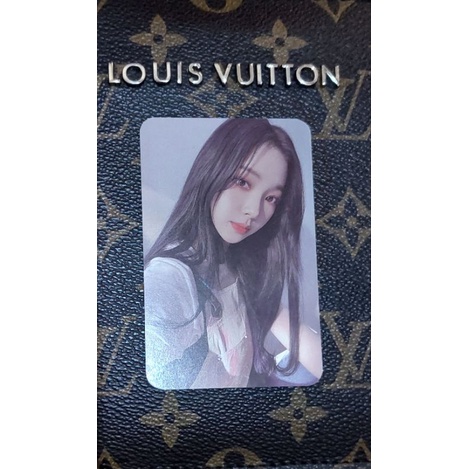 CLIO Eye Pallete x AESPA Karina Version Photocard Official