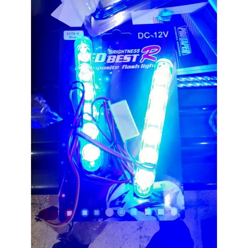 LAMPU FLASH LAMPU BLITZ KEDAP KEDIP 6 MATA HARGA SEPASANG BIRU