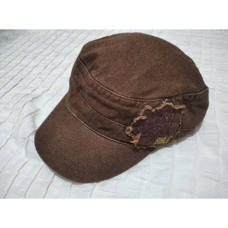 topi everlast second like new