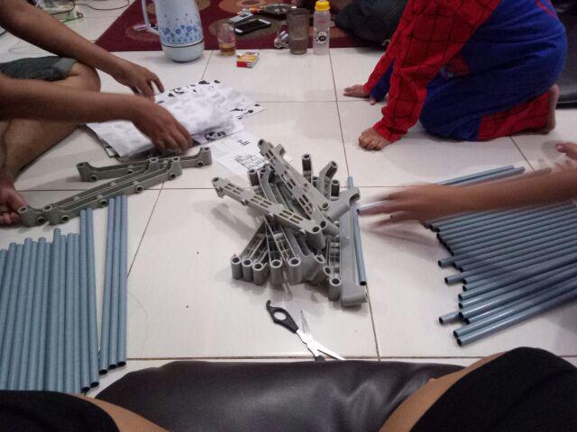 Rak Buku Portable 3 Sisi Multifungsi