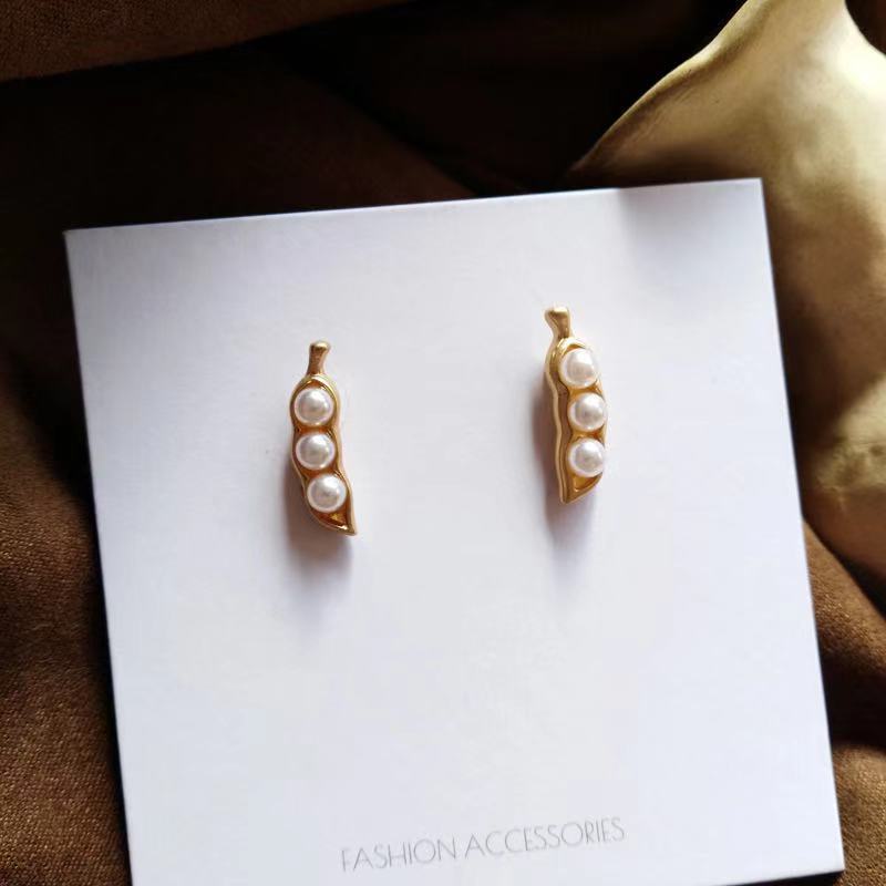 Kacang bentuk stud anting-anting Jepang dan Korea sederhana dan segar elegan lembut wanita Anting-An