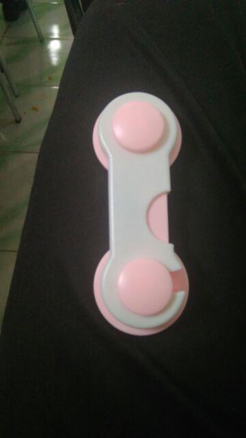 Slot Kunci Key Pengaman Pintu Lemari Kotak Barang Buka Tutup Safety Baby Lock