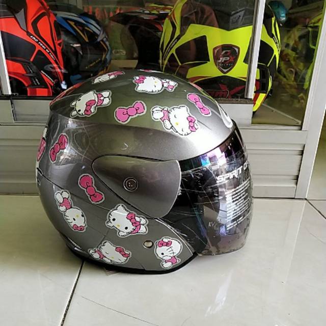 Helm GM evolution motif Hello Kitty
