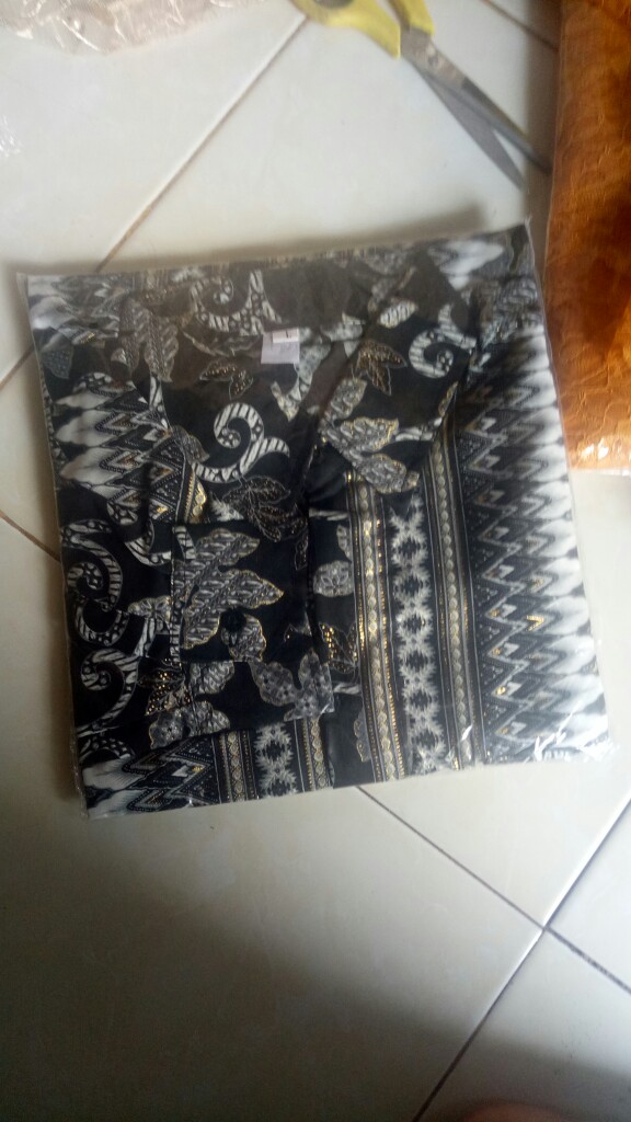 Kemeja Batik Motif Paya Gold/ Silver