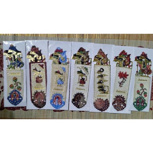 

Pembatas buku Wayang Kulit Halusan TERPERCAYA