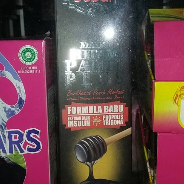 

Madu Hitam Pahit Plus Propolis Ratu Lebah