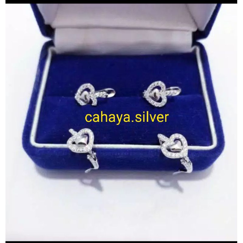 ANTING DEWASA LOVE PERAK 925 LAPIS MAS PUTIH IMPORT