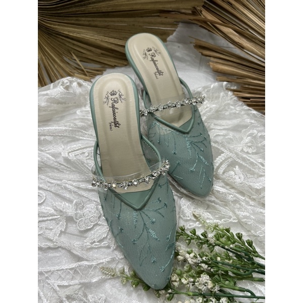 sepatu wanita azwa sage green 7cm kaca