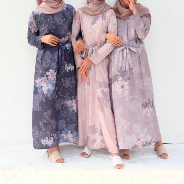 Winter dress vanilla hijab