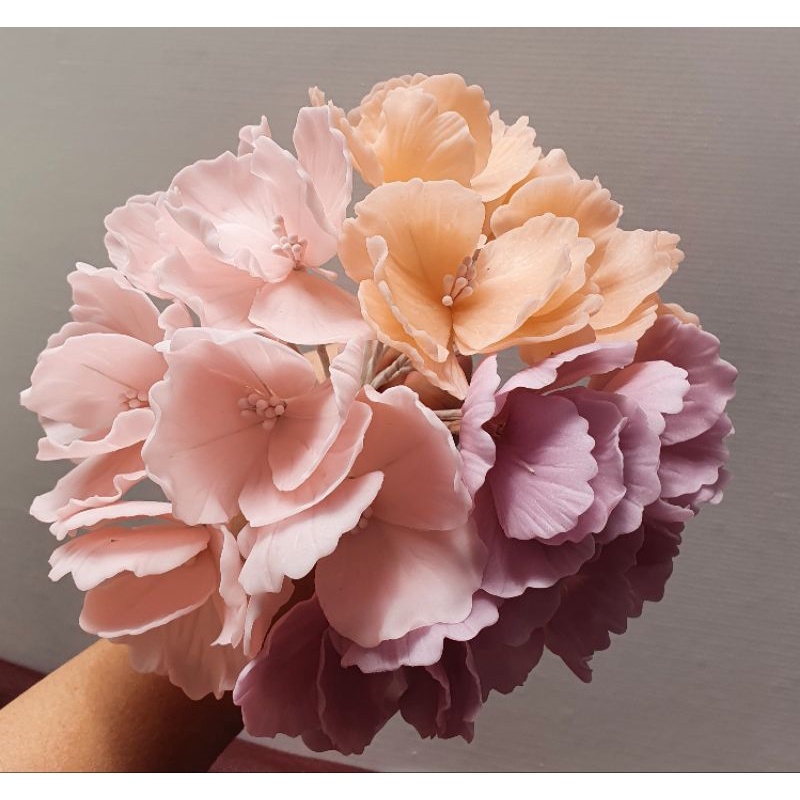 

poppy fantacy D8 / gumpaste / tart flower/ edible