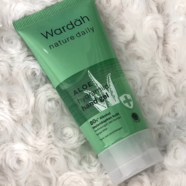 

Wardah nature daily hydramild hand gel
