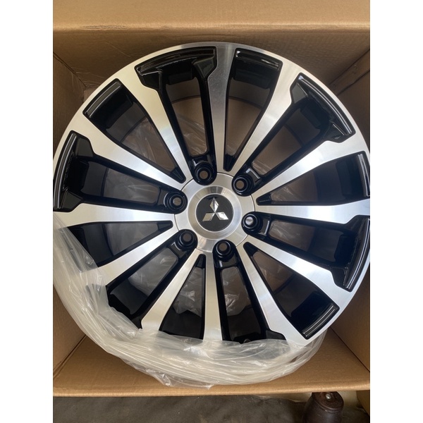 VELG PAJERO/FORTUNER